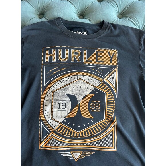 Hurley/Nike Dri-Fit Tee - Size L - Picture 1 of 4